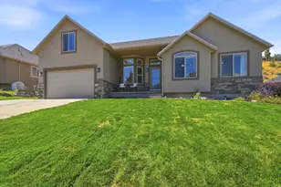 15082 S Eagle Crest Dr, Draper (UT Cnty), UT 84020 - Photo 2