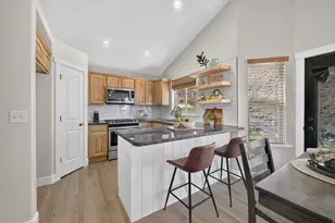 15082 S Eagle Crest Dr, Draper (UT Cnty), UT 84020 - Photo 18