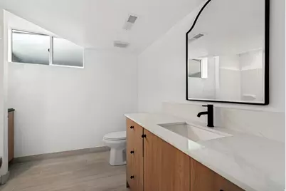 795 E Baker Dr, Midvale, UT 84047 - Photo 20