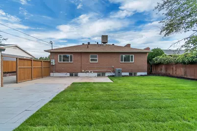 795 E Baker Dr, Midvale, UT 84047 - Photo 22