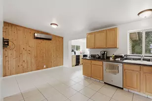 5210 S 900 E, Murray, UT 84117 - Photo 14