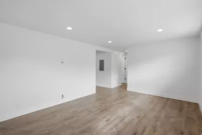 5210 S 900 E, Murray, UT 84117 - Photo 36