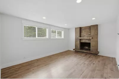5210 S 900 E, Murray, UT 84117 - Photo 34