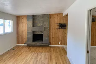 5210 S 900 E, Murray, UT 84117 - Photo 4