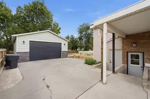 5210 S 900 E, Murray, UT 84117 - Photo 28