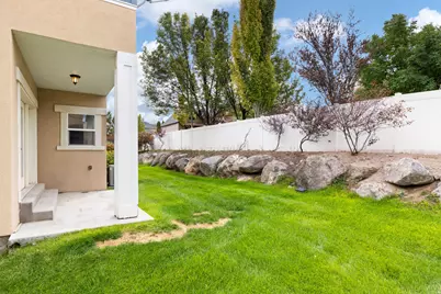 5113 W Fortrose Dr, Herriman, UT 84096 - Photo 8