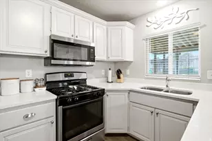 4036 W 5700 S, Roy, UT 84067 - Photo 4