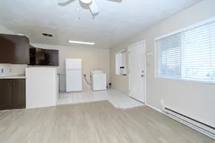 4951 S Center St, Murray, UT 84107 - Photo 6