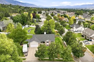 356 E 570 N, Hyde Park, UT 84318 - Photo 2