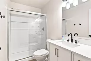 356 E 570 N, Hyde Park, UT 84318 - Photo 20