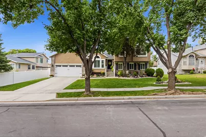 1101 E Old Dairy Rd, Sandy, UT 84094 - Photo 4