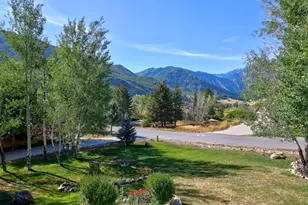 9065 Meadow Dr, Sundance, UT 84604 - Photo 48