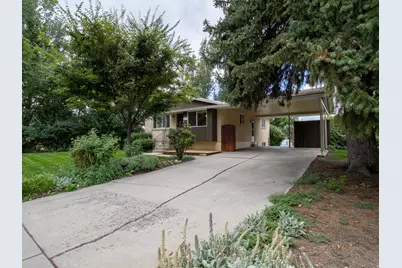 6192 S Vinecrest Dr E, Murray, UT 84121 - Photo 2
