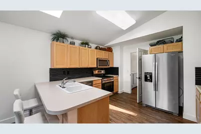 1155 W Hollow View Way S, West Jordan, UT 84084 - Photo 8