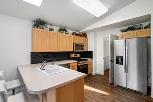 1155 W Hollow View Way S, West Jordan, UT 84084 - Photo 8