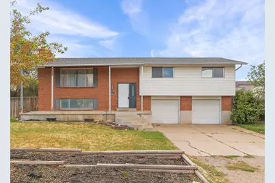 2205 S Main St, Clearfield, UT 84015 - Photo 2