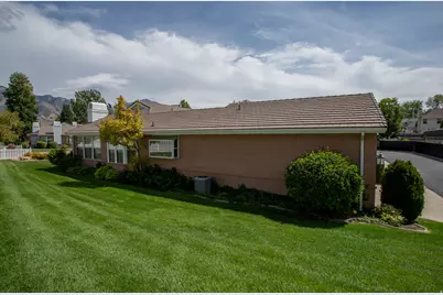 5302 S Birch Rd E, Murray, UT 84117 - Photo 26