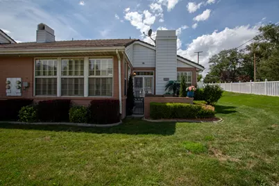 5302 S Birch Rd E, Murray, UT 84117 - Photo 28