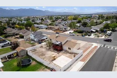 5790 W Lodestone Ave, Kearns, UT 84118 - Photo 22