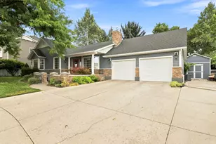 568 E Center St, Providence, UT 84332 - Photo 2