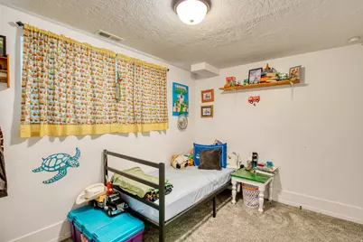 597 W 1750 N, Clinton, UT 84015 - Photo 26