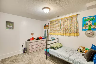 597 W 1750 N, Clinton, UT 84015 - Photo 24