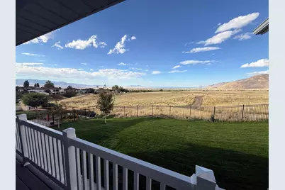 891 E 240 S, Tooele, UT 84074 - Photo 32