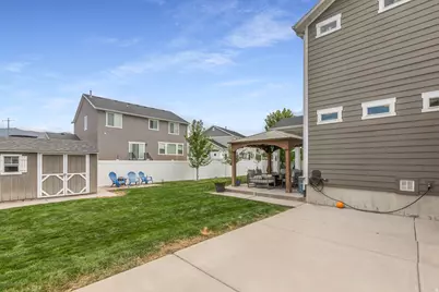 585 S 2200 W, Layton, UT 84041 - Photo 32