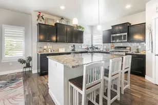 585 S 2200 W, Layton, UT 84041 - Photo 10