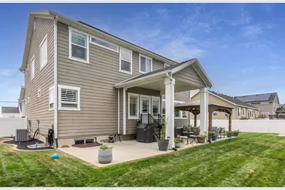 585 S 2200 W, Layton, UT 84041 - Photo 38
