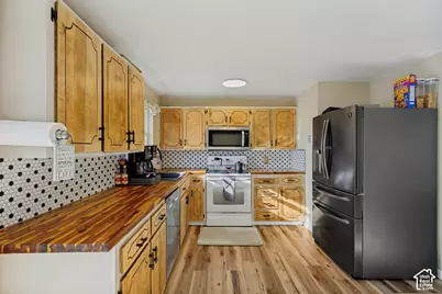 6015 S Don Quixote Dr, Taylorsville, UT 84129 - Photo 6