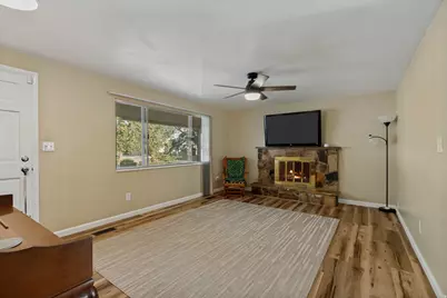 6015 S Don Quixote Dr, Taylorsville, UT 84129 - Photo 2