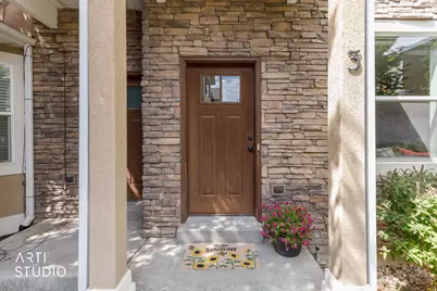 255 W 2700 N #3, Pleasant View, UT 84414 - Photo 4