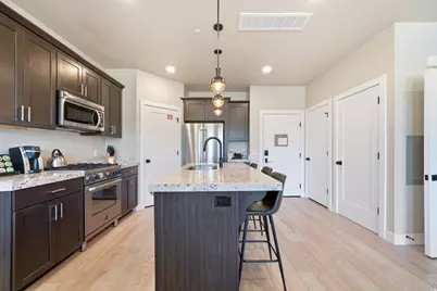 909 W Peace Tree Trl #409, Kamas, UT 84036 - Photo 2