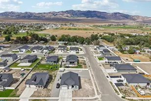 219 N Hatchet Ranch Dr W, Grantsville, UT 84029 - Photo 36