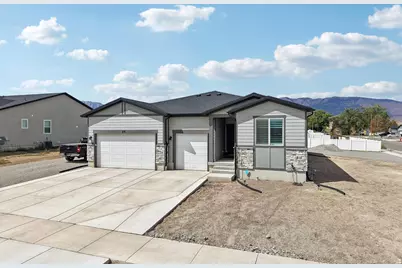 219 N Hatchet Ranch Dr W, Grantsville, UT 84029 - Photo 6