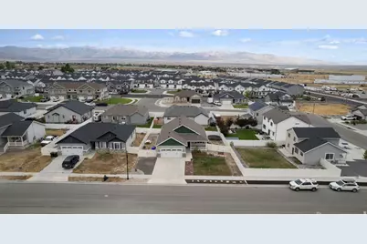 1931 N 370 E, Tooele, UT 84074 - Photo 32