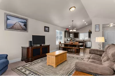 1931 N 370 E, Tooele, UT 84074 - Photo 6