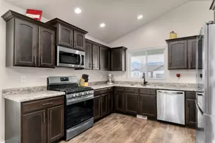 1931 N 370 E, Tooele, UT 84074 - Photo 8