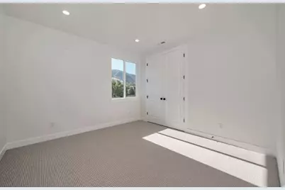 461 W Summerhill Ln W, Centerville, UT 84014 - Photo 30