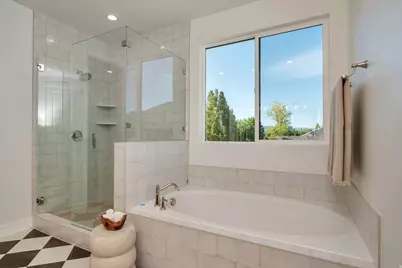 461 W Summerhill Ln W, Centerville, UT 84014 - Photo 26