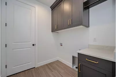 461 W Summerhill Ln W, Centerville, UT 84014 - Photo 28