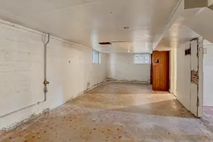 244 E Center St, Spanish Fork, UT 84660 - Photo 20