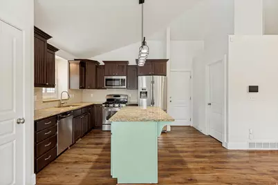 7943 S Hartley Ln, West Jordan, UT 84081 - Photo 12