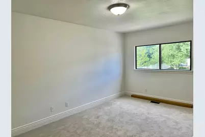 720 N 350 W, Kaysville, UT 84037 - Photo 8