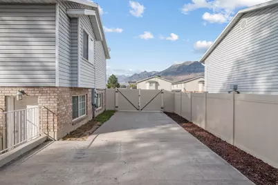 1765 W Garden Dr, Pleasant Grove, UT 84062 - Photo 4
