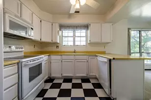 3000 E Kennedy Dr S, Salt Lake City, UT 84108 - Photo 4