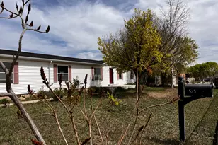 535 E 600 N, Vernal, UT 84078 - Photo 2