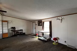 535 E 600 N, Vernal, UT 84078 - Photo 12