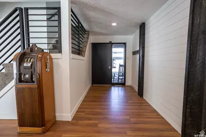 4424 W Skye Dr, South Jordan, UT 84009 - Photo 2